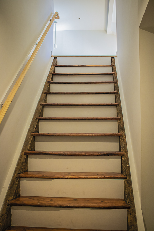 Lynchburg-va-downtown-apartment-lofts stairs