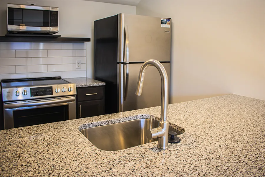Lynchburg-va-downtown-apartment-lofts stainless-steal-appliances
